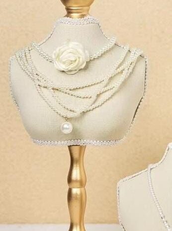 İthal Gold detay krem manken
