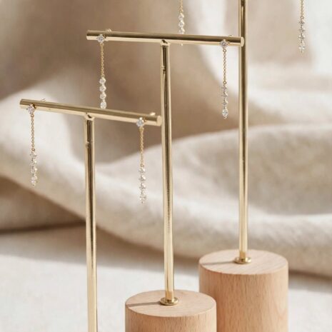 İthal grup üçlü ahşap ayak metal Gold tekli küpe standı